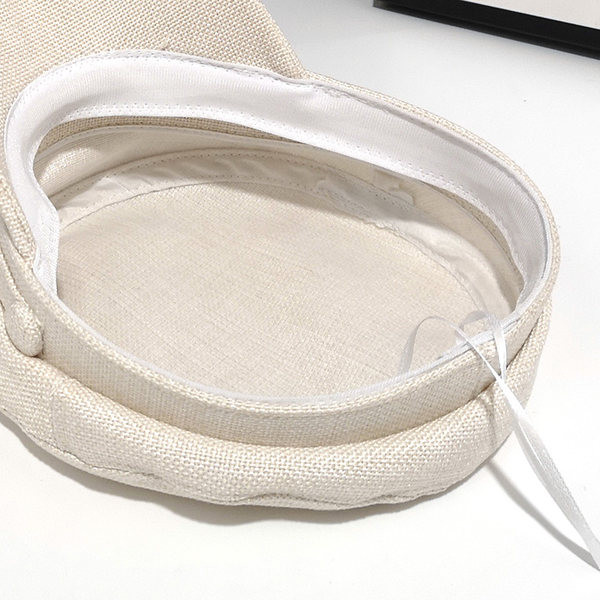 Palarie moderna de dama cu decor metalic