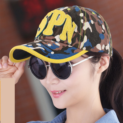 Palarie de vara dama cu vizor - broderie si modele