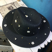 Ženski ljetni šešir s metalnim cvjetićima