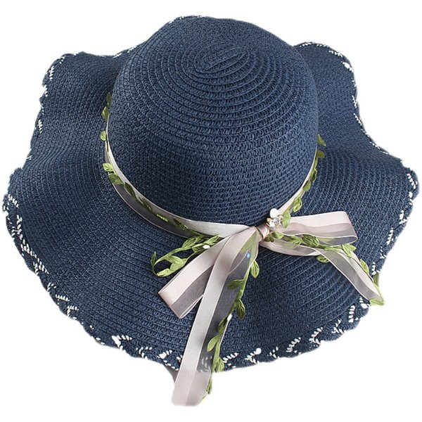 Pălărie de paie pentru femei cu panglică