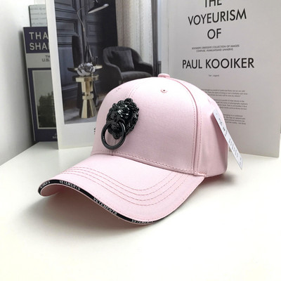 Palarie moderna de dama cu element metalic si vizor