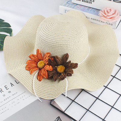 Pălărie de paie pentru femei cu flori 3D