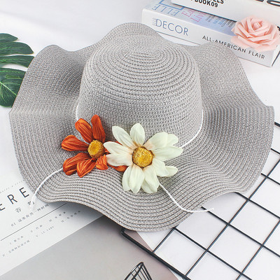 Pălărie de paie pentru femei cu flori 3D