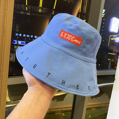 Palarie moderna de dama cu broderie de pescuit