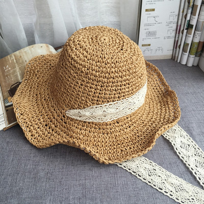 Γυναικείο πλεκτό καπέλο με δαντέλα κορδέλα