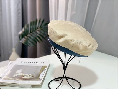 Γυναικείο καπέλο μπερέ από οικολογικό σουέτ