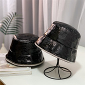 Palarie de pescuit dama cu efect si decor stralucitor