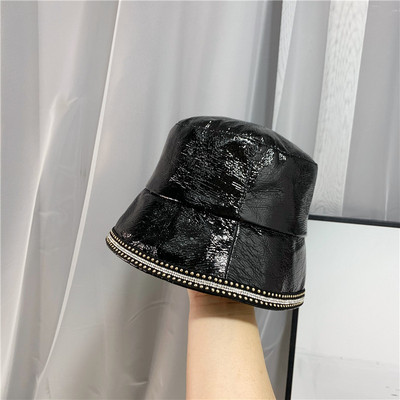 Palarie de pescuit dama cu efect si decor stralucitor