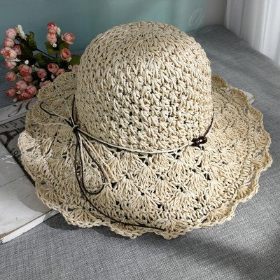 Πλεκτό γυναικείο ψάθινο καπέλο με κορδέλα