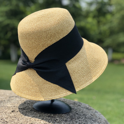Γυναικείο καπέλο παραλίας με κορδέλα και γείσο