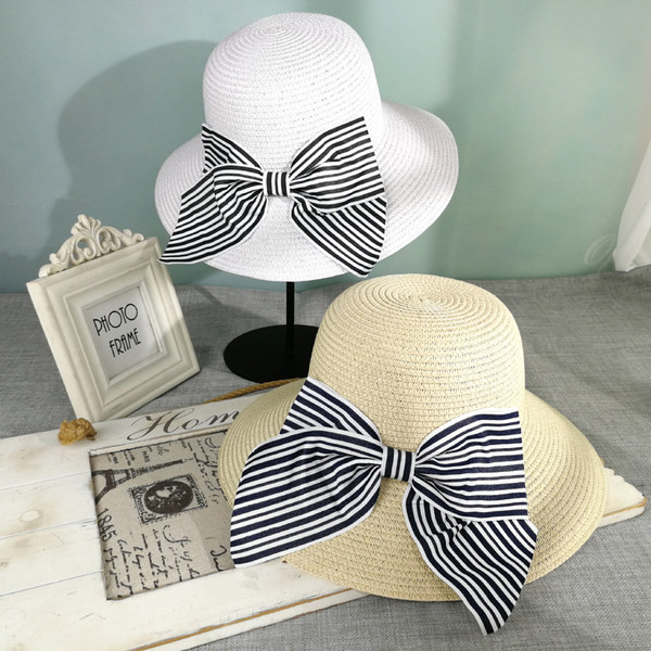 Palarie de dama cu panglica si vizor in dungi