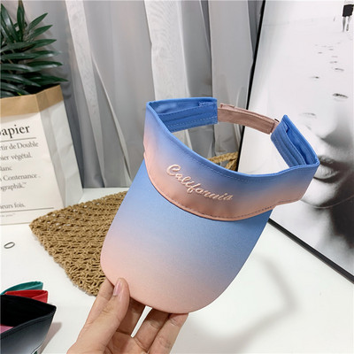 Palarie cu vizor de dama in culori irizate