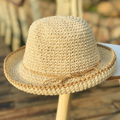 Pălărie de paie pentru femei cu vizor și panglică