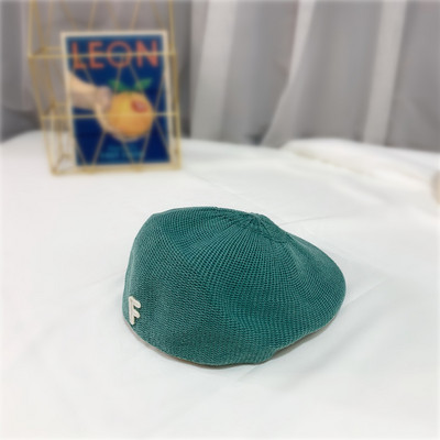 Palarie de dama tricotata tip bereta