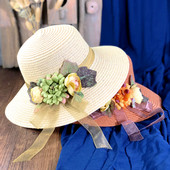 Γυναικείο καπέλο με τρισδιάστατα λουλούδια και κορδέλα