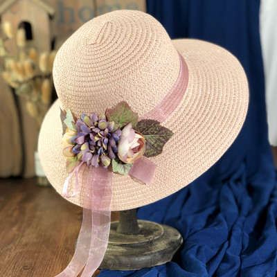 Γυναικείο καπέλο με τρισδιάστατα λουλούδια και κορδέλα