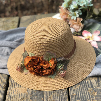 Pălărie de paie pentru femei modernă cu flori