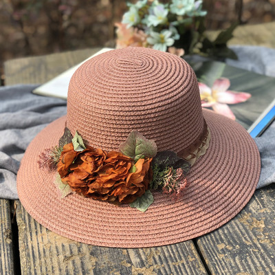 Pălărie de paie pentru femei modernă cu flori