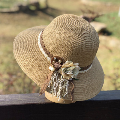 Palarie de vara dama cu decor floral