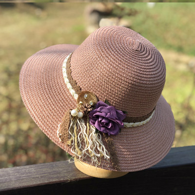 Palarie de vara dama cu decor floral