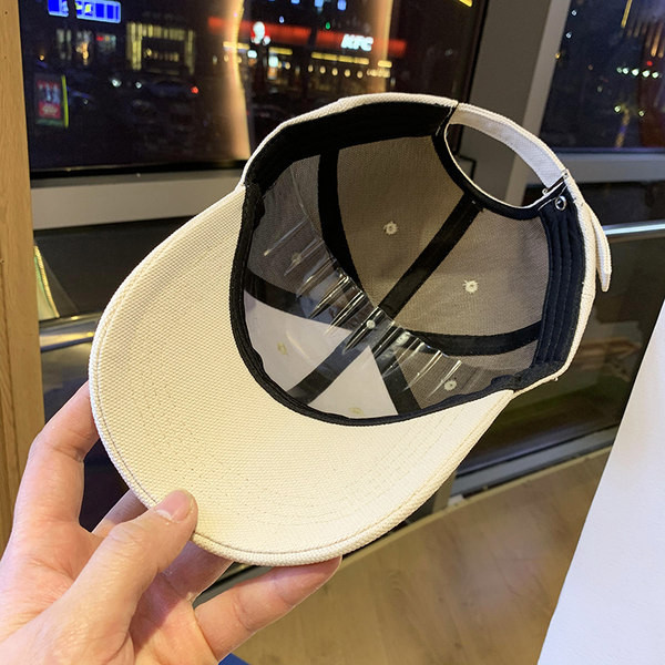 Palarie casual dama cu vizor si broderie in mai multe culori