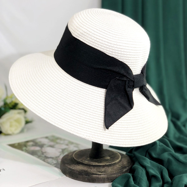 Palarie de plaja dama cu panglica neagra