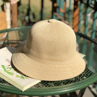 Pălărie de damă potrivită pentru vară în diferite culori