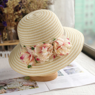 Pălărie de paie pentru femei cu flori 3D