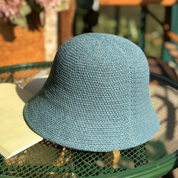 Palarie de dama tricotata - model simplu