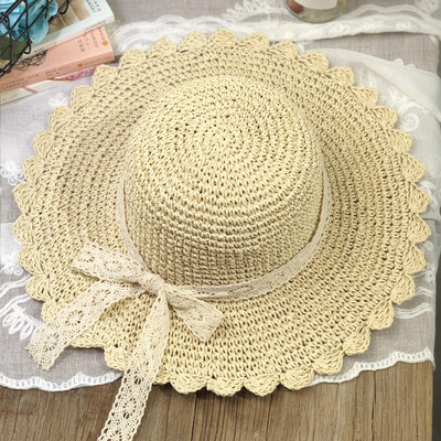 Γυναικείο ψάθινο καπέλο με δαντέλα κορδέλα και γείσο