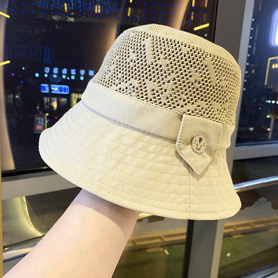 Palarie moderna de dama cu bor de pescuit