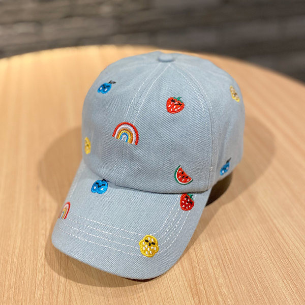 Şapcă de baseball de damă cu broderie