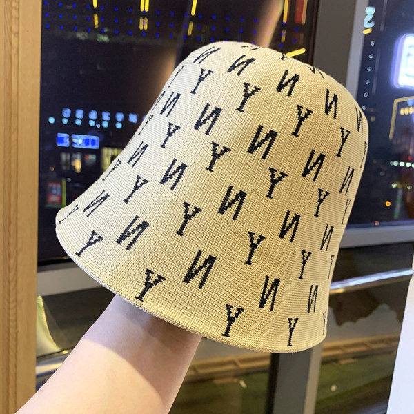 Pălărie de pescuit de damă modernă cu broderie