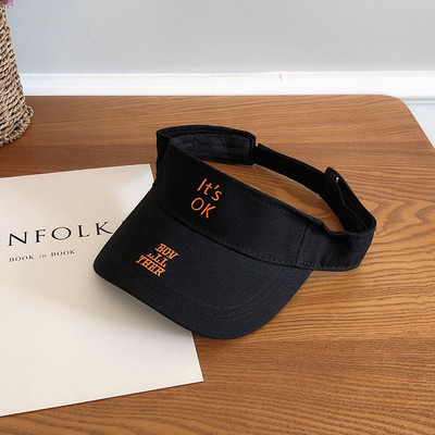 Pălărie cu vizor pentru femei