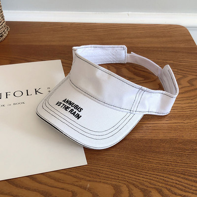 Pălărie cu vizor pentru femei