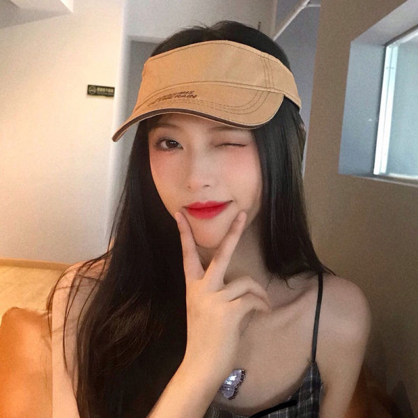 Pălărie cu vizor pentru femei