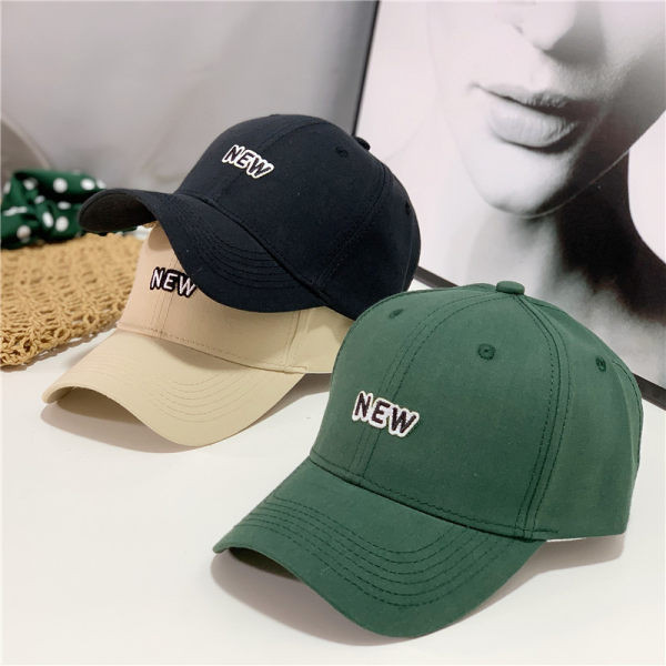 Şapcă de baseball cu inscripţie pentru femei