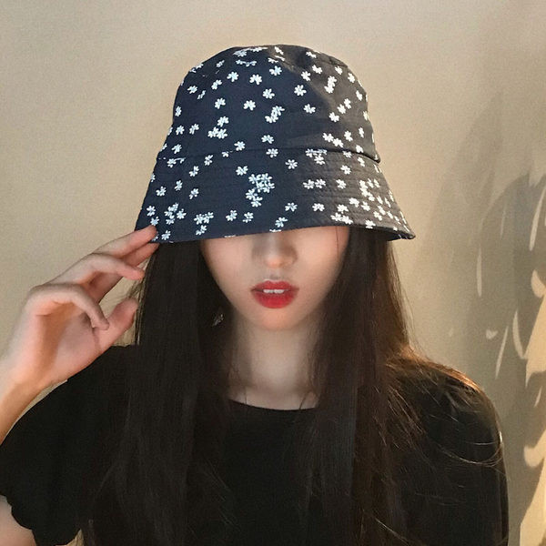 Palarie de dama cu flori - tip idiot