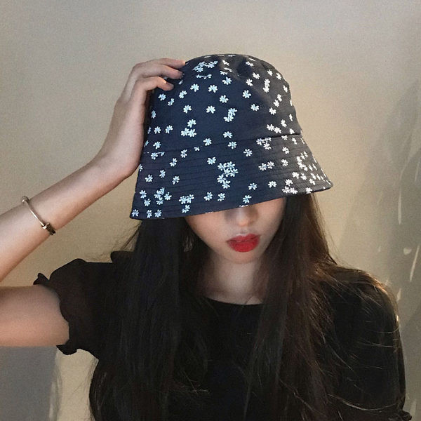 Palarie de dama cu flori - tip idiot