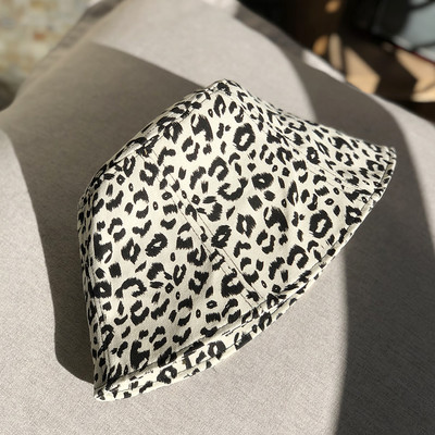 Pălărie de pescuit pentru femei cu model animal