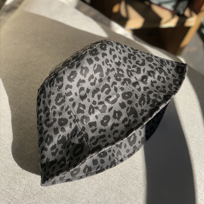 Pălărie de pescuit pentru femei cu model animal