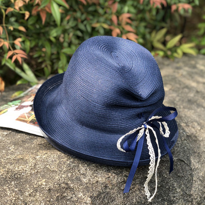 Pălărie de plajă pentru femei cu panglică