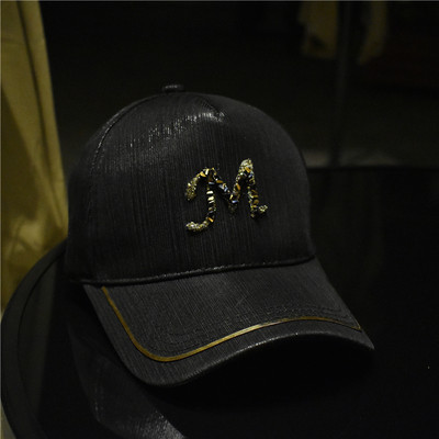 Palarie de dama cu vizor si element 3D