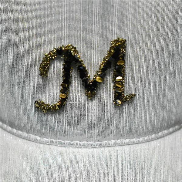 Palarie de dama cu vizor si element 3D