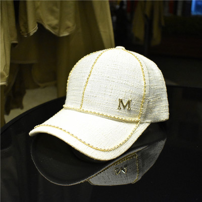 Palarie moderna de dama cu decor metalic