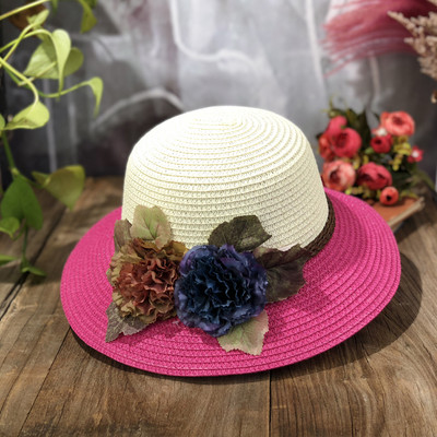 Palarie de vara de dama decorata cu flori si vizor