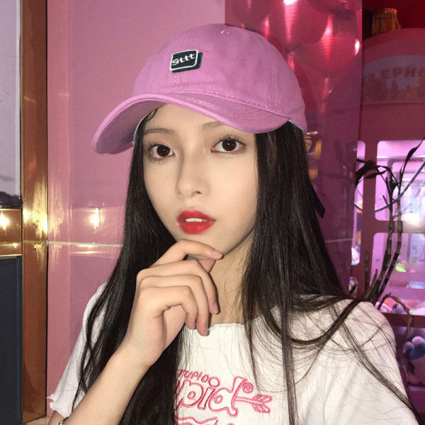 Pălărie de vară de damă cu vizor și inscripție