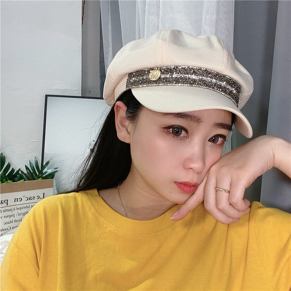 Palarie de dama bereta cu decor metalic