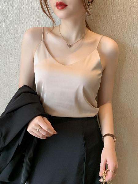 Νέο μοντ'ελο γυναικείο σατέν φανελάκι με λεπτά τιραντάκια σε διάφορα χρώματα