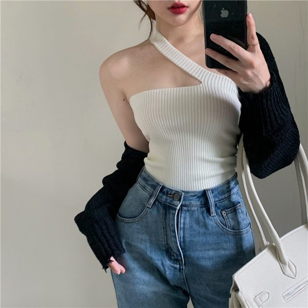 Maieu de damă cu curea în alb-negru